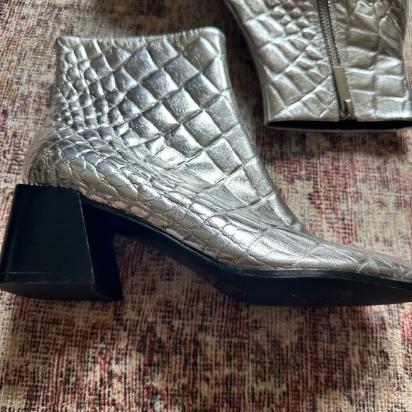 Sigerson Morrison Mandel Metallic Snakeskin Ankle Boot - Picture 2 of 6